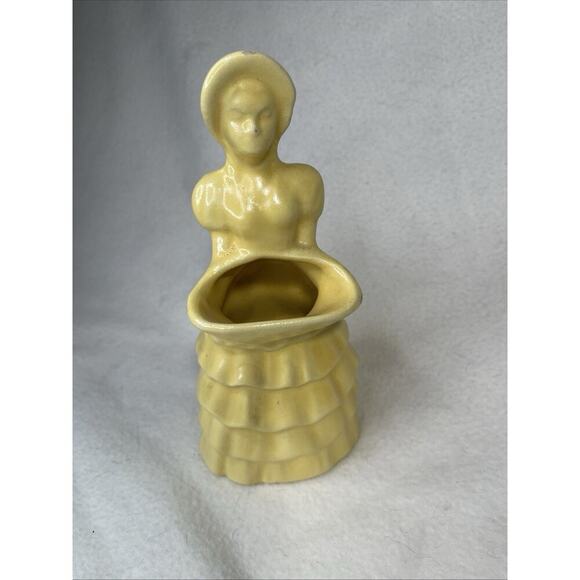Vintage Haeger Art Pottery “Flower girl” Vase/ Pot- Small Glaze Nicks. SEE PICS - Picture 1 of 5